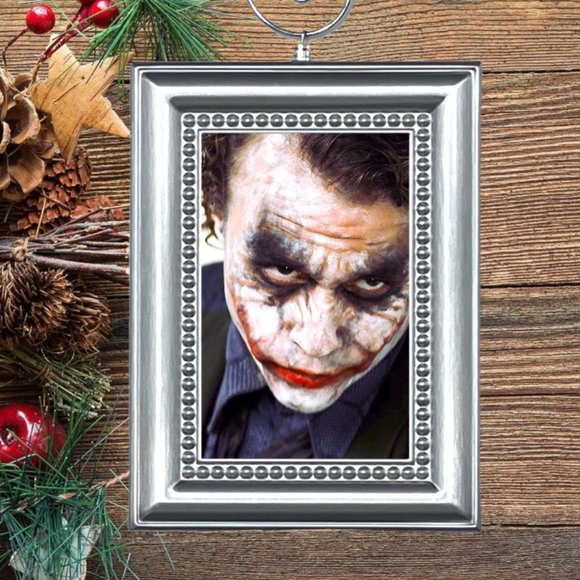 The Joker Batman‎ Supervillain Christmas Tree Ornament - Picture 1 of 3